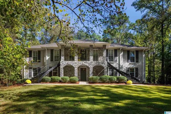 Vestavia Hills, AL 35243,3821 RIVER RUN TRAIL
