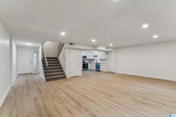 Birmingham, AL 35205,690 IDLEWILD CIRCLE