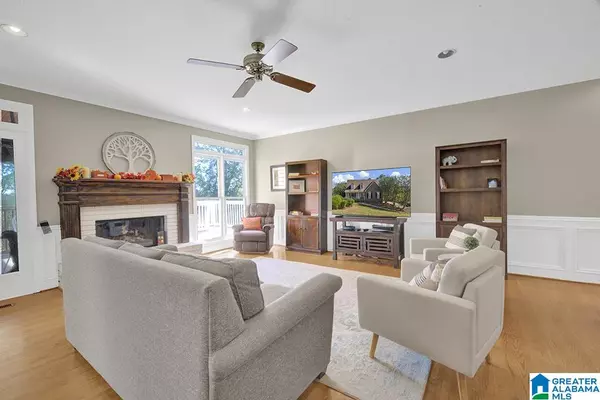 Hoover, AL 35226,163 REDWOOD LANE