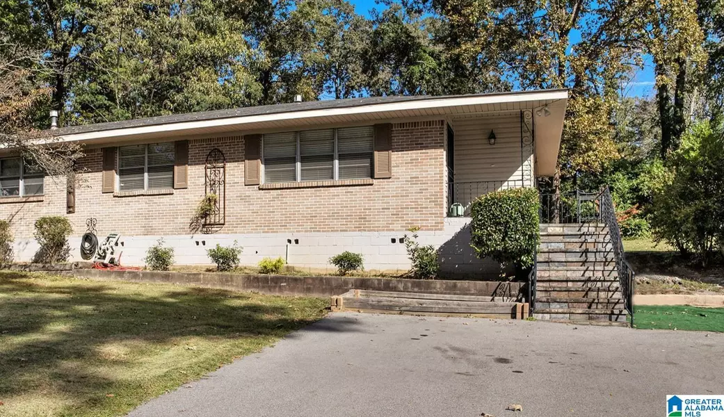2980 DONITA DRIVE, Vestavia Hills, AL 35243