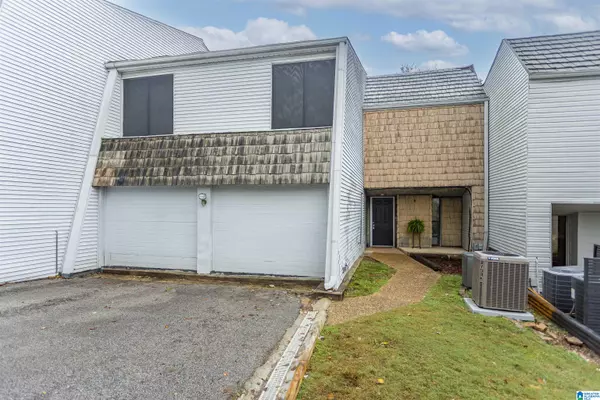 16 BERRYWOOD DRIVE #16, Vestavia Hills, AL 35216