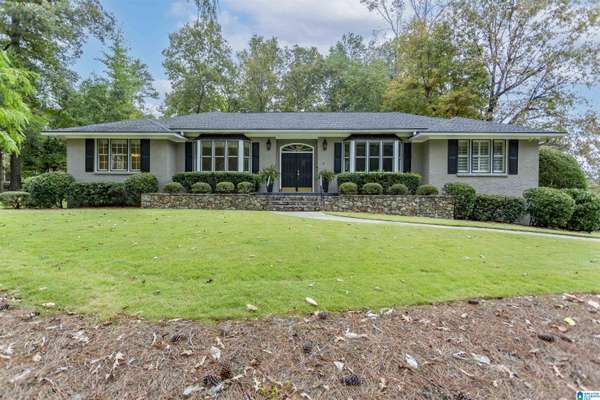 2216 HUNTERS COVE, Vestavia Hills, AL 35216