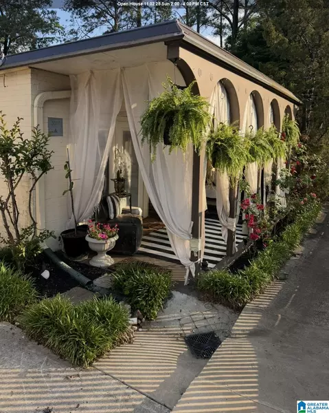 3017 MASSEY ROAD #C, Vestavia Hills, AL 35216