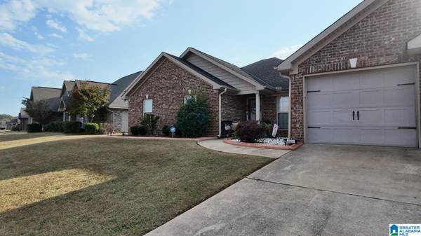 16383 CHEROKEE BEND PARKWAY, Moundville, AL 35474