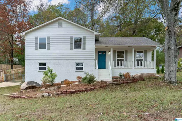 2276 ROCKCREEK TRAIL, Hoover, AL 35226