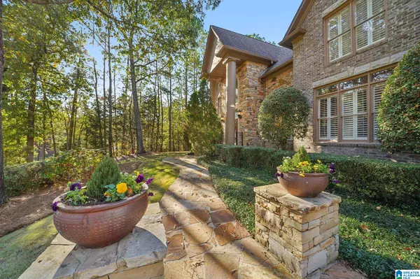 Hoover, AL 35244,2300 TWELVE OAKS DRIVE