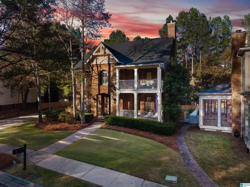 543 FOUNDERS PARK CIRCLE, Hoover, AL 35226