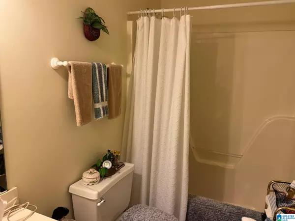 Bessemer, AL 35023,1989 TOWNHOUSE LANE