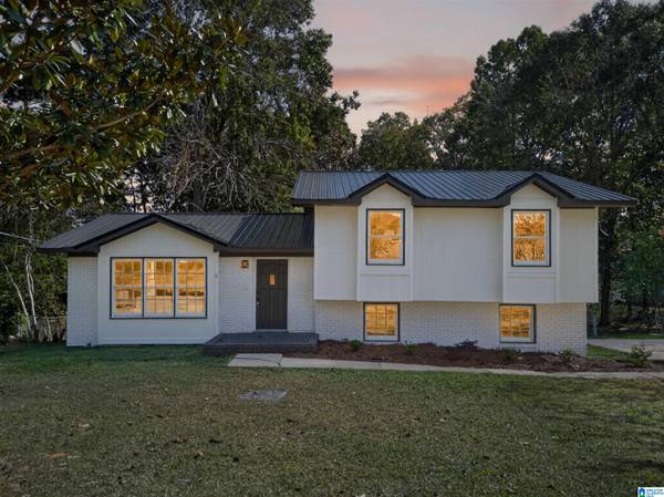 6107 CHARTEE DRIVE, Anniston, AL 36206