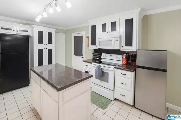 Weaver, AL 36277,306 HILLTOP ROAD