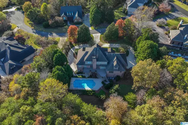 Vestavia Hills, AL 35242,7713 KENMORE PLACE