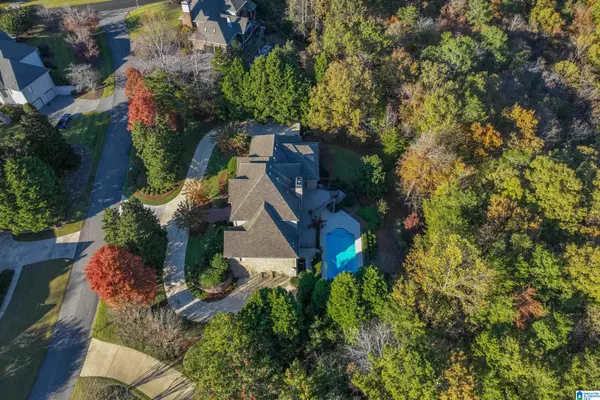 Vestavia Hills, AL 35242,7713 KENMORE PLACE