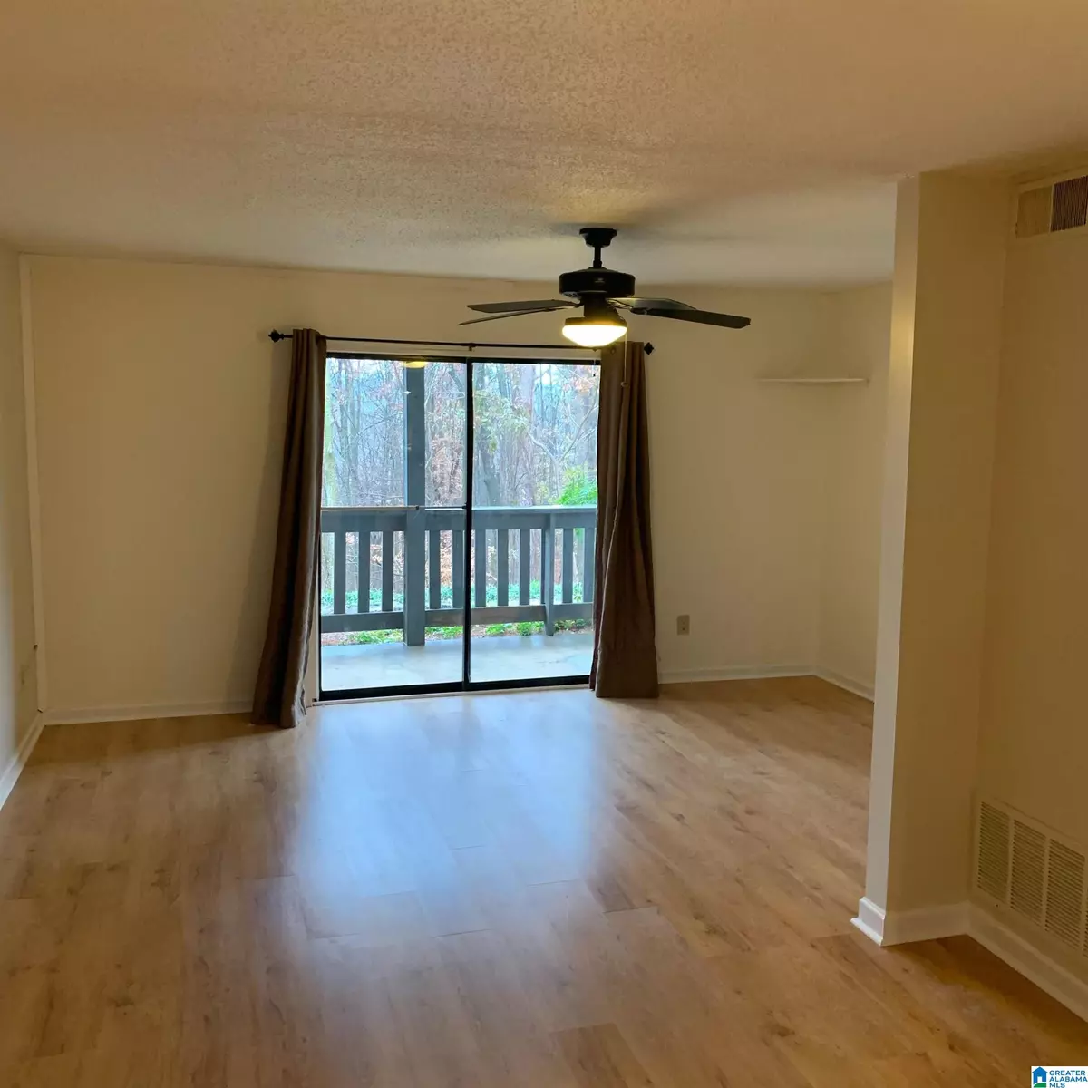 Homewood, AL 35216,315 WOODLAND VILLAGE #315