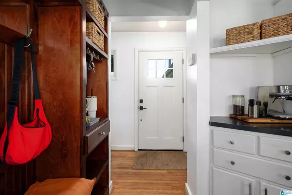 Irondale, AL 35210,5044 SCENIC VIEW DRIVE