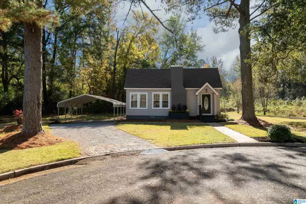 Sylacauga, AL 35150,223 COUNTRY DRIVE