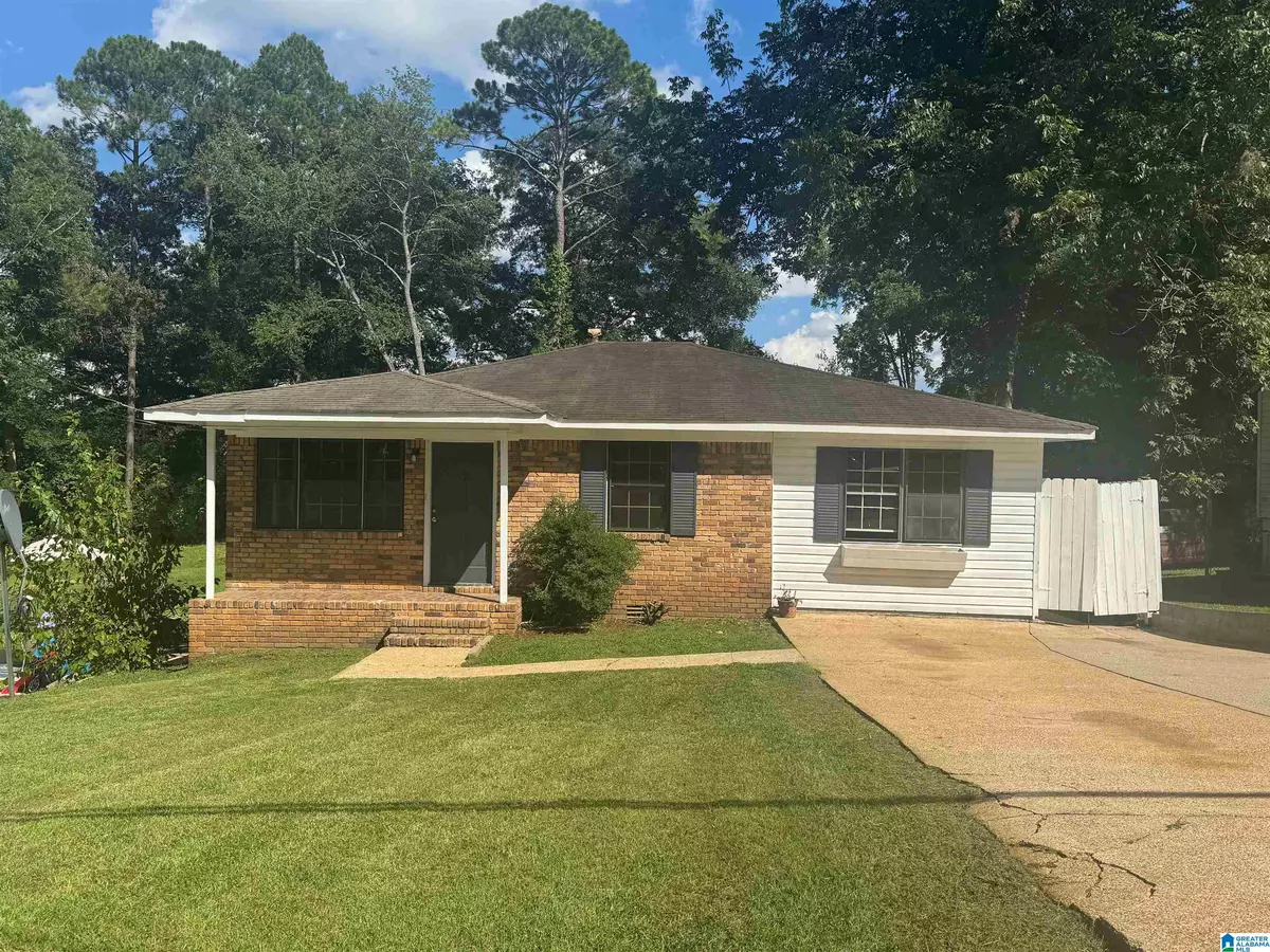 Hueytown, AL 35023,2031 N 30TH AVENUE