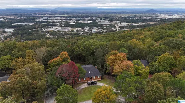 Anniston, AL 36207,2202 HATHAWAY HEIGHTS ROAD