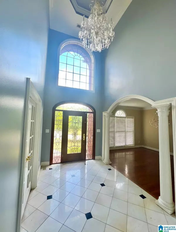 Birmingham, AL 35242,1001 FAIRMONT CIRCLE