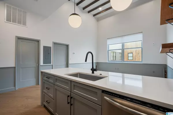 2212 1ST AVENUE N #420, Birmingham, AL 35203