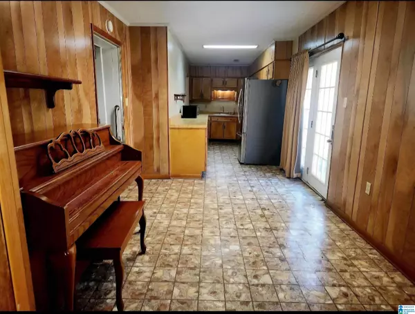 Talladega, AL 35160,5810 STEMLEY BRIDGE ROAD