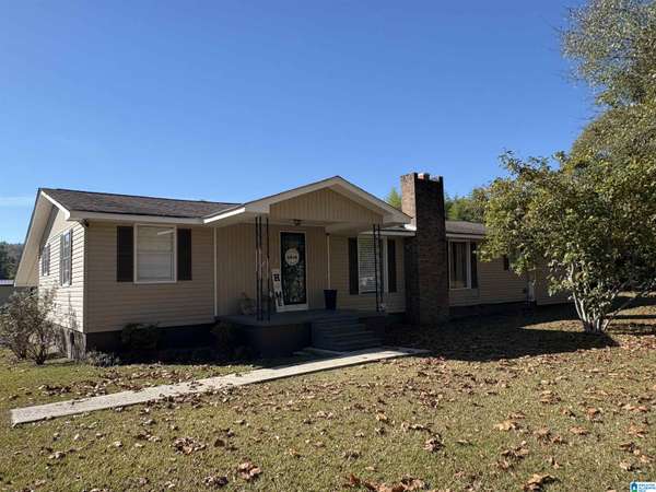 389 SEVEN SWEET GUMS ROAD, Sylacauga, AL 35151