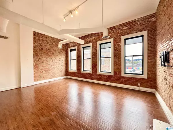 Birmingham, AL 35203,2112 MORRIS AVENUE #202