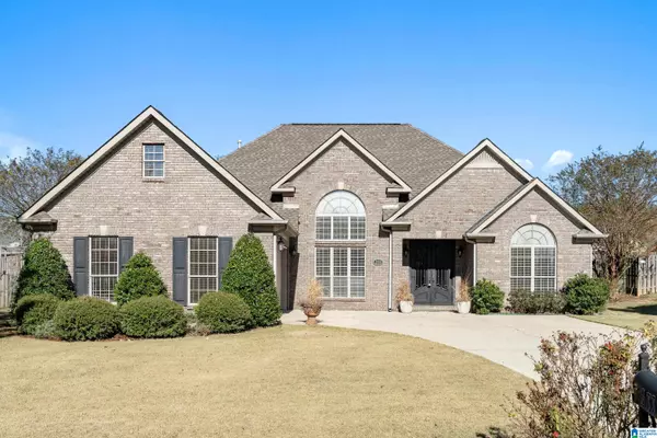 233 QUEENS GATE, Alabaster, AL 35114