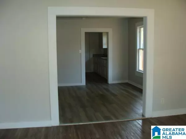 Birmingham, AL 35221,3329 PARK AVENUE SW