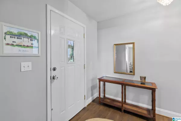 Trussville, AL 35173,318 CHEROKEE DRIVE