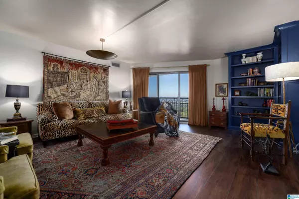 1300 BEACON PARKWAY #809, Birmingham, AL 35209