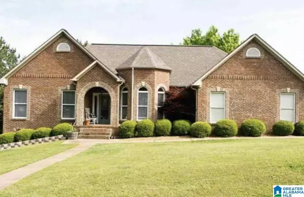 102 CHIMNEY PEAK CIRCLE NE, Jacksonville, AL 36265
