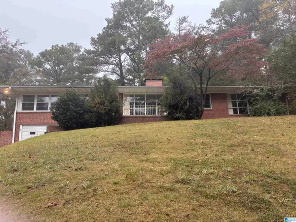 1404 SPRINGHILL DRIVE, Sylacauga, AL 35150