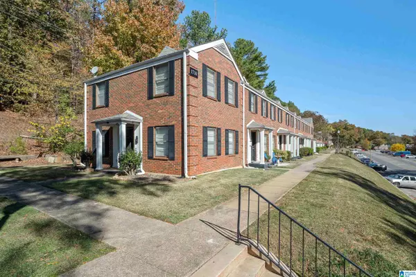 Homewood, AL 35209,1710 VALLEY AVENUE #E