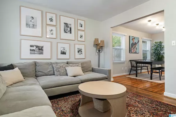 Homewood, AL 35209,121 VENETIAN WAY