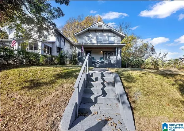 2348 COURT R, Birmingham, AL 35218