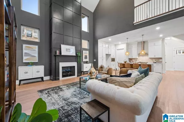 Hoover, AL 35244,6169 LYNTON DRIVE