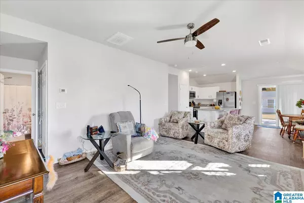 Odenville, AL 35120,229 JONATHAN DRIVE