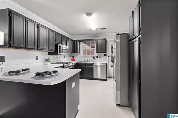 Center Point, AL 35215,1824 STONEHENGE DRIVE