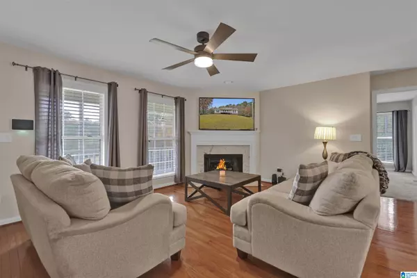 865 LUAL DRIVE, Fultondale, AL 35217