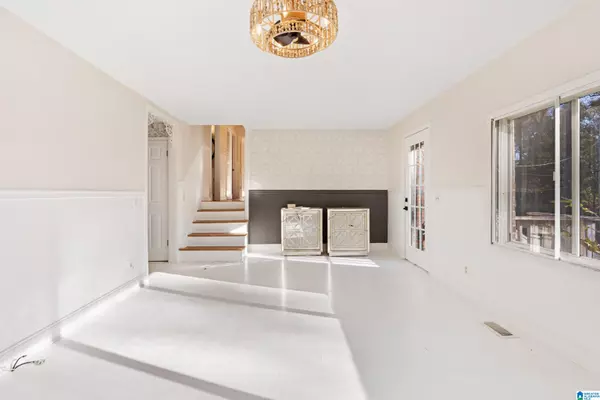 Fultondale, AL 35068,2312 MCEL AVENUE