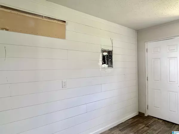 Birmingham, AL 35204,826 1ST STREET W