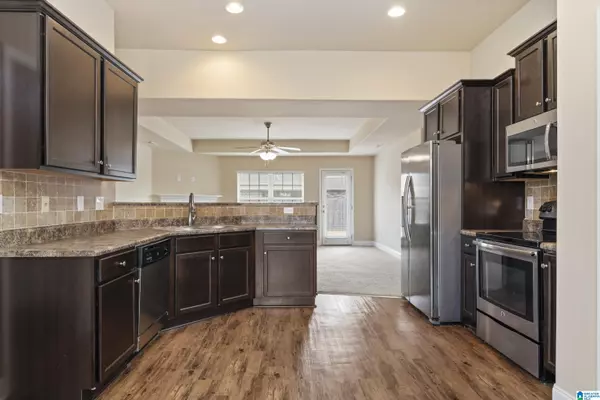 Helena, AL 35080,105 RIVER CREST LANE