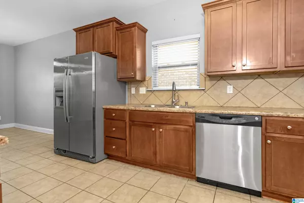 Trussville, AL 35173,293 GLEN CROSS DRIVE