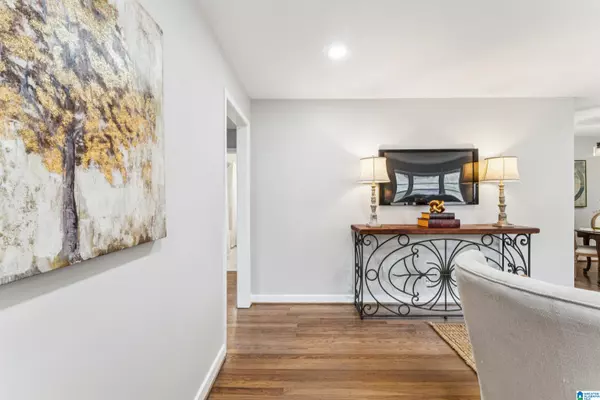 Birmingham, AL 35213,1041 SUNSET BOULEVARD