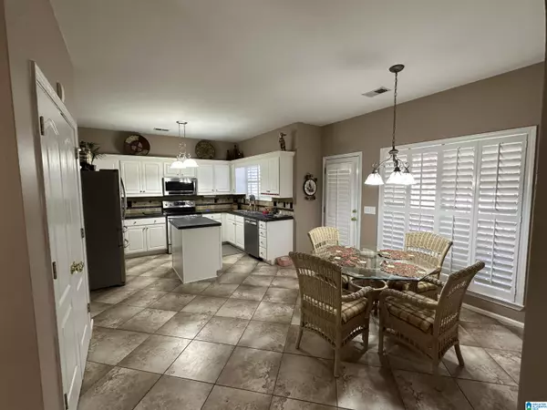 Trussville, AL 35173,3204 TRACE WAY