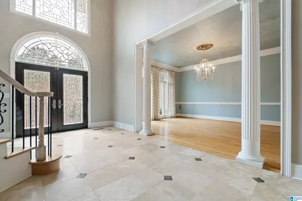 Hoover, AL 35244,2318 TWELVE OAKS DRIVE