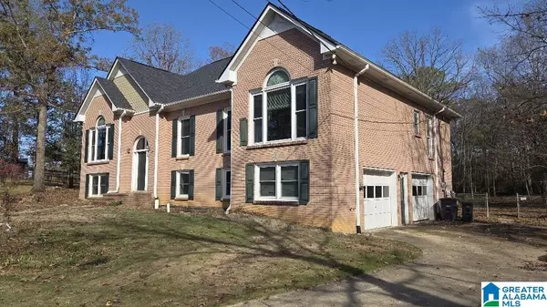 601 SOUTHDALE LANE, Hoover, AL 35244