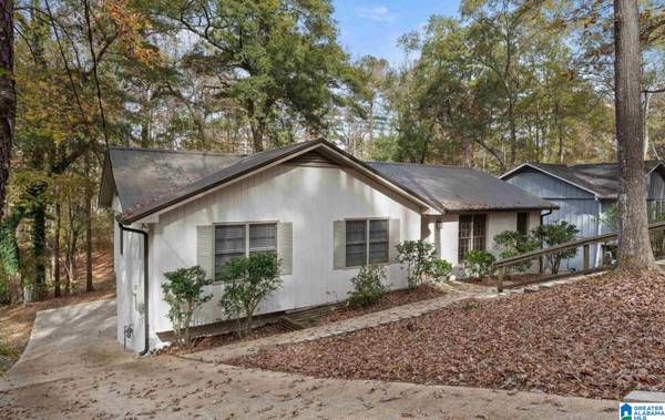 3008 LAKE PARK CIRCLE, Birmingham, AL 35242