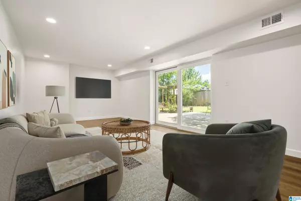 Birmingham, AL 35213,1329 WALES AVENUE