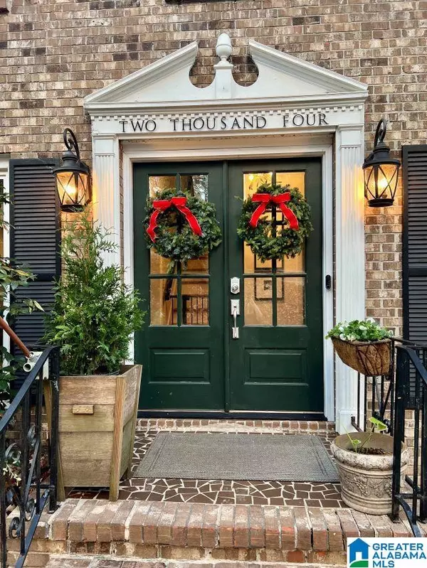 2004 RIDGETOP COURT, Hoover, AL 35244